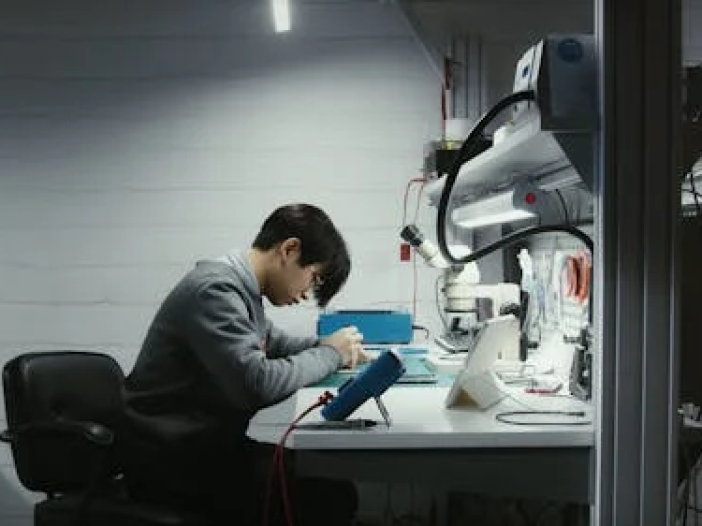 Mobile and Tablet Repairing Institute Class in Ratnagiri, Maharastra